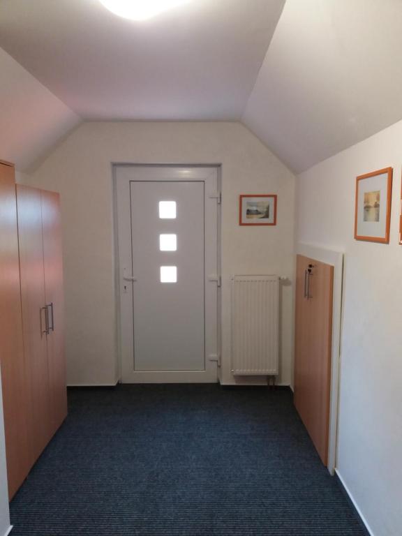 Apartmány F-M room 1
